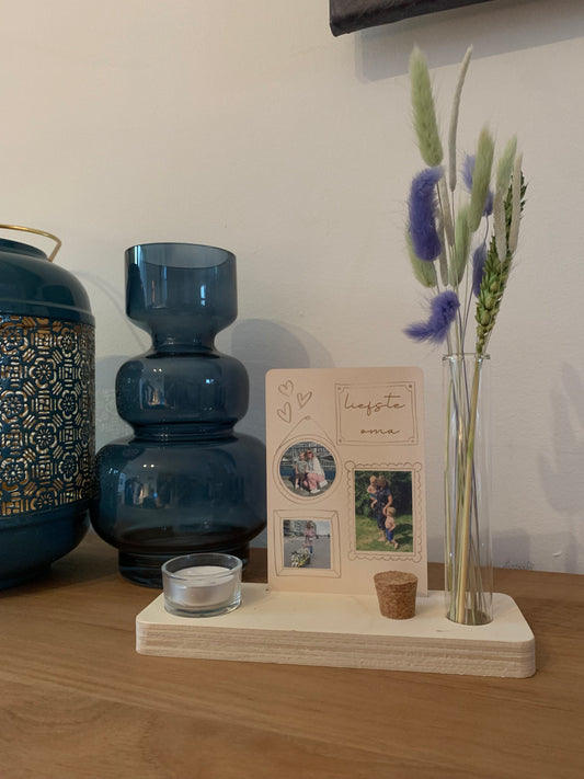 Houten kaart eigen ontwerp - droogbloemen en kaars