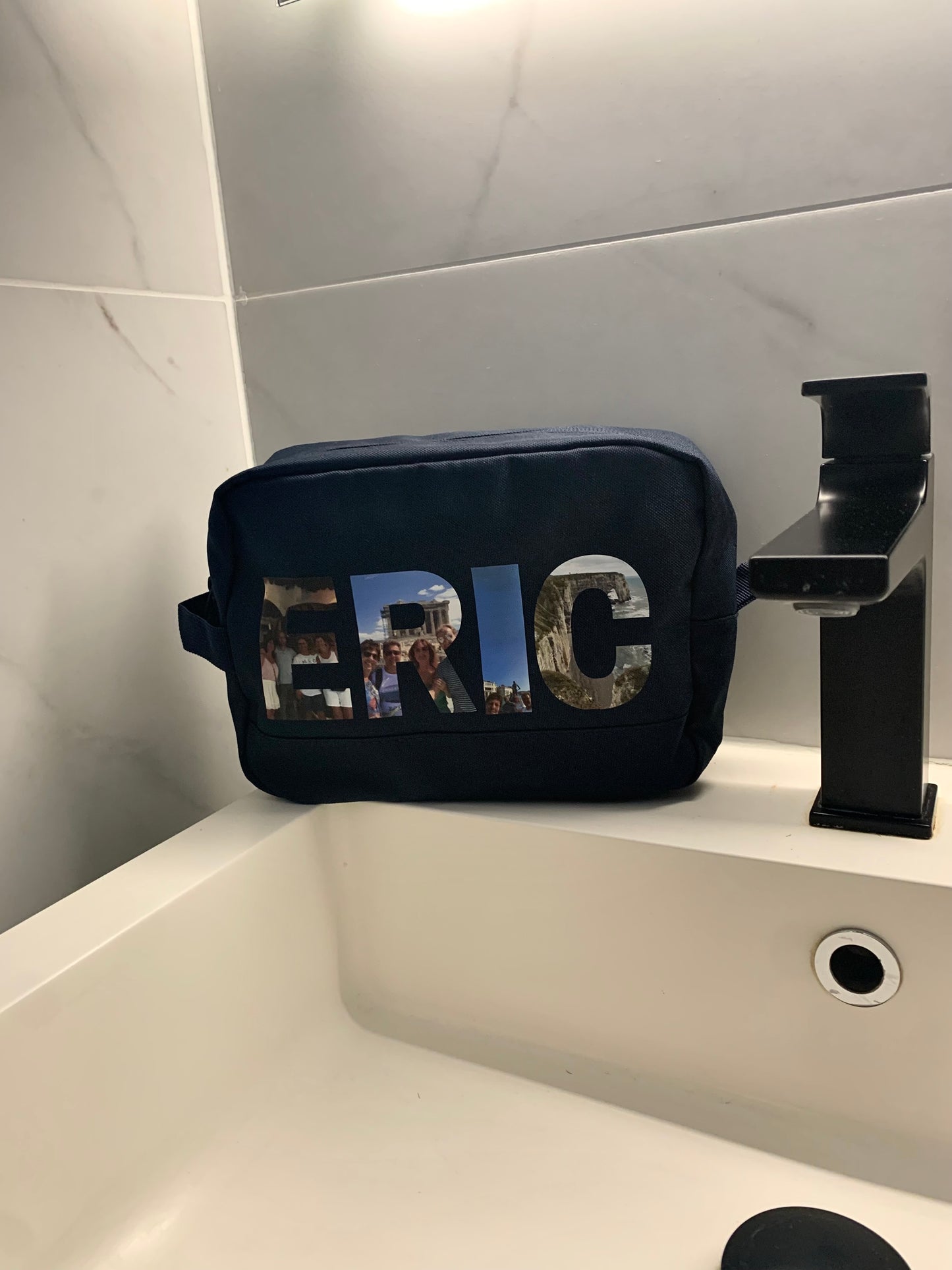 Toilettas met fotoletters