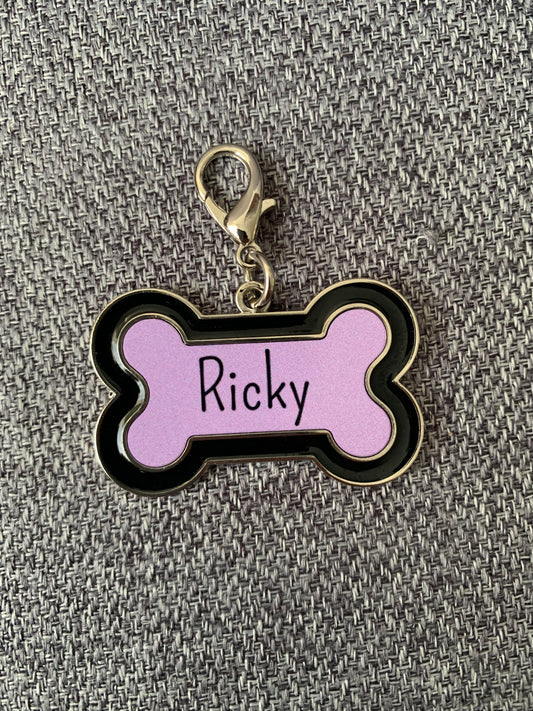 Naamplaatje hond met tekst